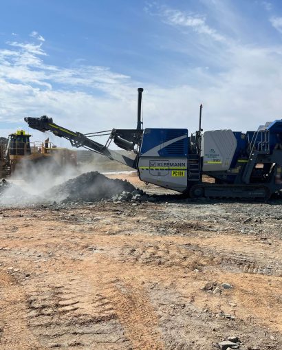 Busselton mobile concrete sand aggregate, recycling 30,000 tonnes of demolition waste into road base - City of Busselton sustainable construction initiative